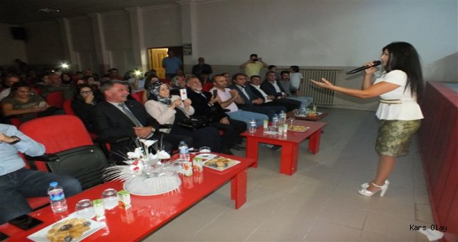 Mine Kuş'tan Kimsesiz Çocuklar İçin Konser