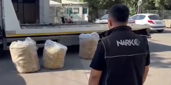 Kars'ta zehir tacirlerine operasyon!