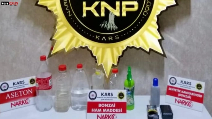 Kars'ta bir depoda, uyuşturucu çıktı