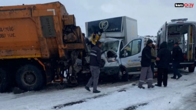 Trafik Kazası, 1 Ölü 2 Yaralı