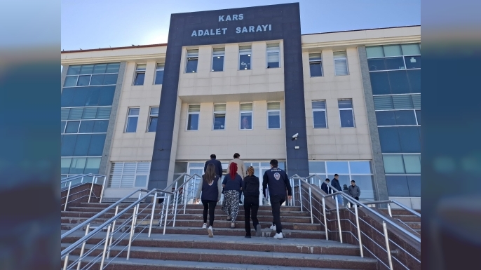 Kars'ta banka kartı dolandırıcılığı operasyonu: 2 şüpheli gözaltına alındı