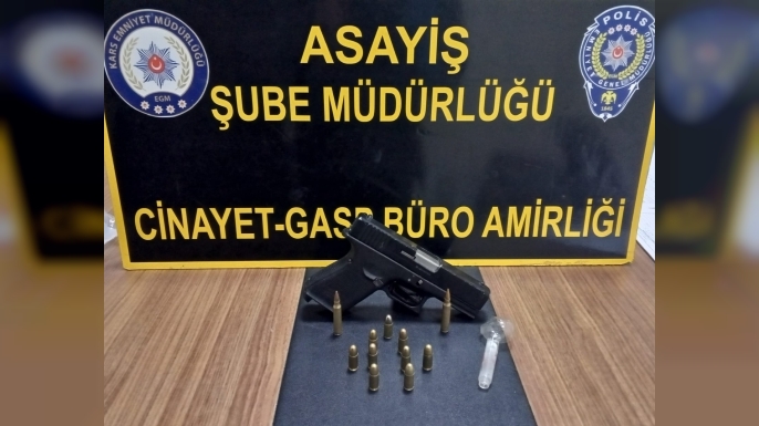 Kars’ta bir ayda silah, bıçak ve kurusıkı tabanca ele geçirildi