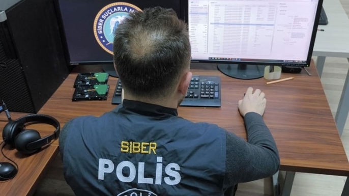 Kars siber polisi milyonları dolandırılmaktan kurtardı