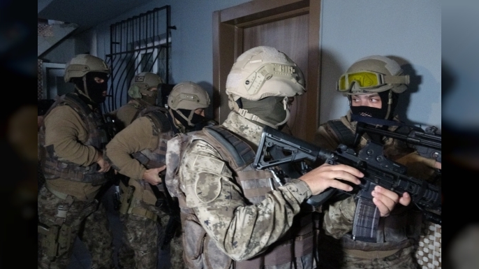 Kars’ta terör operasyonu: 6 gözaltı