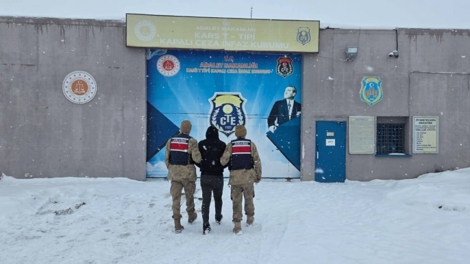 Kars’ta aranan hükümlüler yakalandı