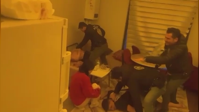 Kars merkezli 5 ilde 'SAHTE EL' operasyonu: 12 tutuklama