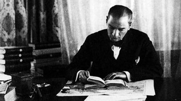 Kars'ta Atatürk'e hakaret içerikli 20 hesaba erişim engeli